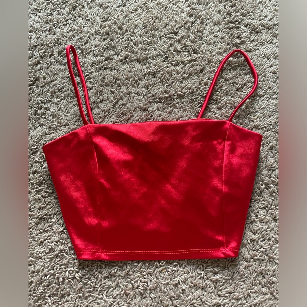 small satin windsor top